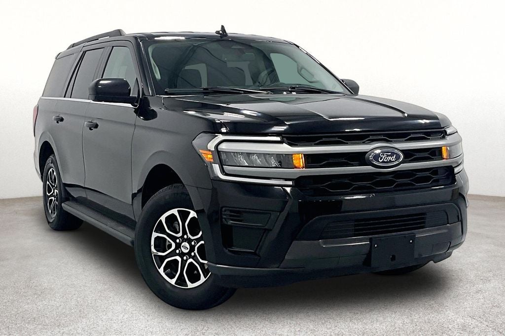 2024 Ford Expedition XLT in Agate Black Metallic — front three-quarter view