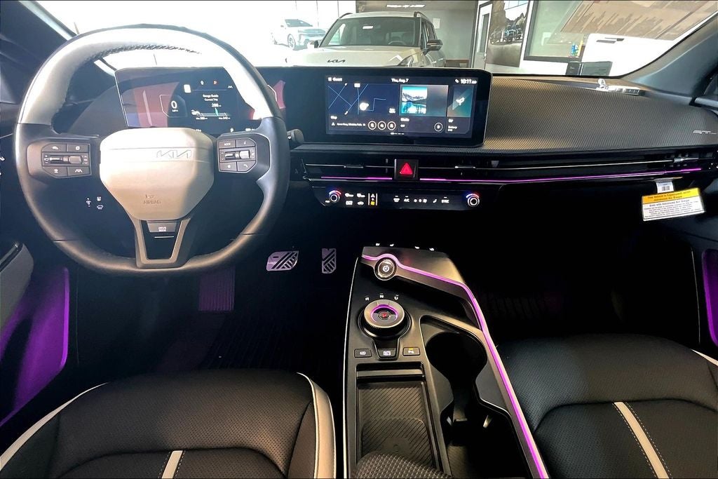 2025 Kia EV6 — detail view