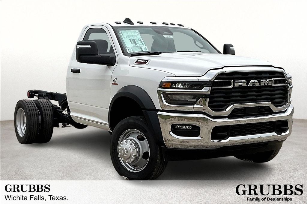 2025 RAM 4500 Chassis RAM 4500 TRADESMAN CHASSIS REGULAR CAB 4X2 60' CA in Bright White Clearcoat — front three-quarter view