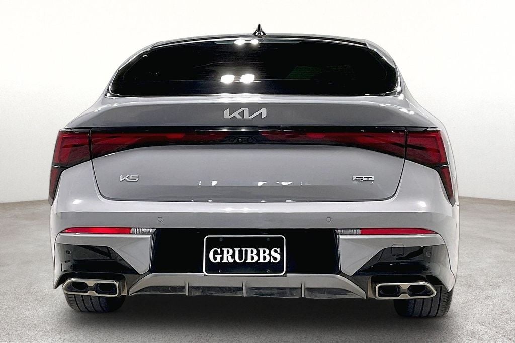 2025 Kia K5 — detail view