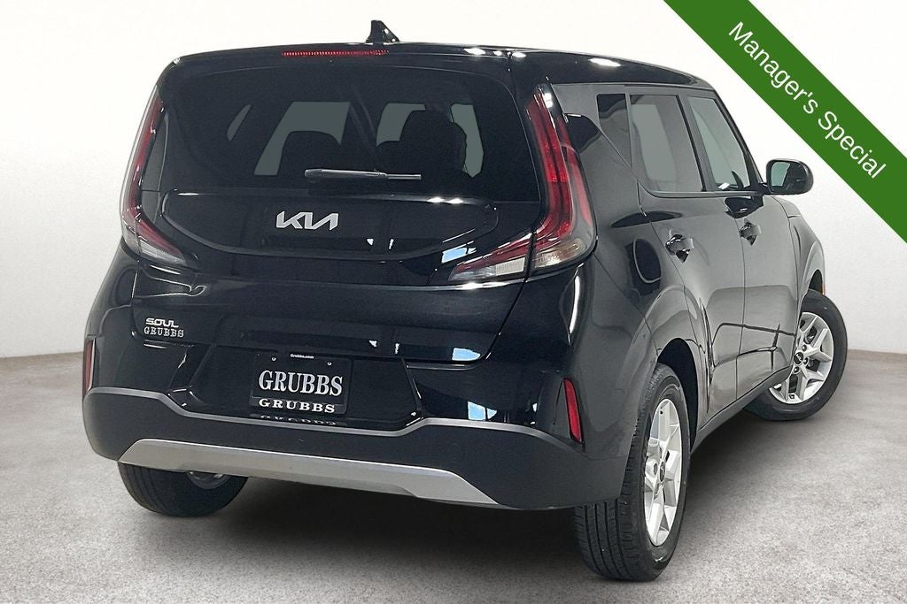 2025 Kia Soul — side profile view